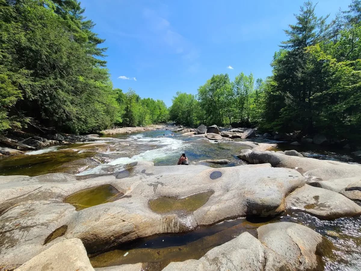 Cascade Park on the Pemigewasset River near Inn 32 in North Woodstock